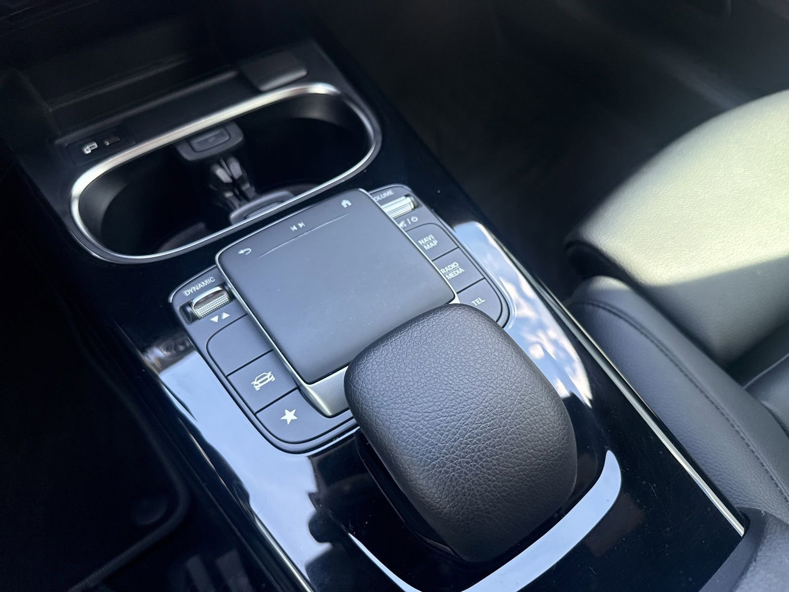 Thumbnail: 2021 Mercedes-Benz A-Class - 27
