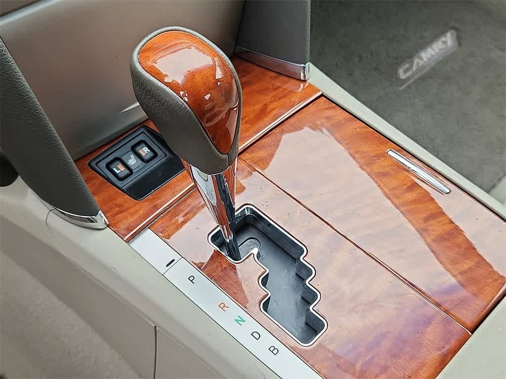 Thumbnail: 2011 Toyota Camry - 20
