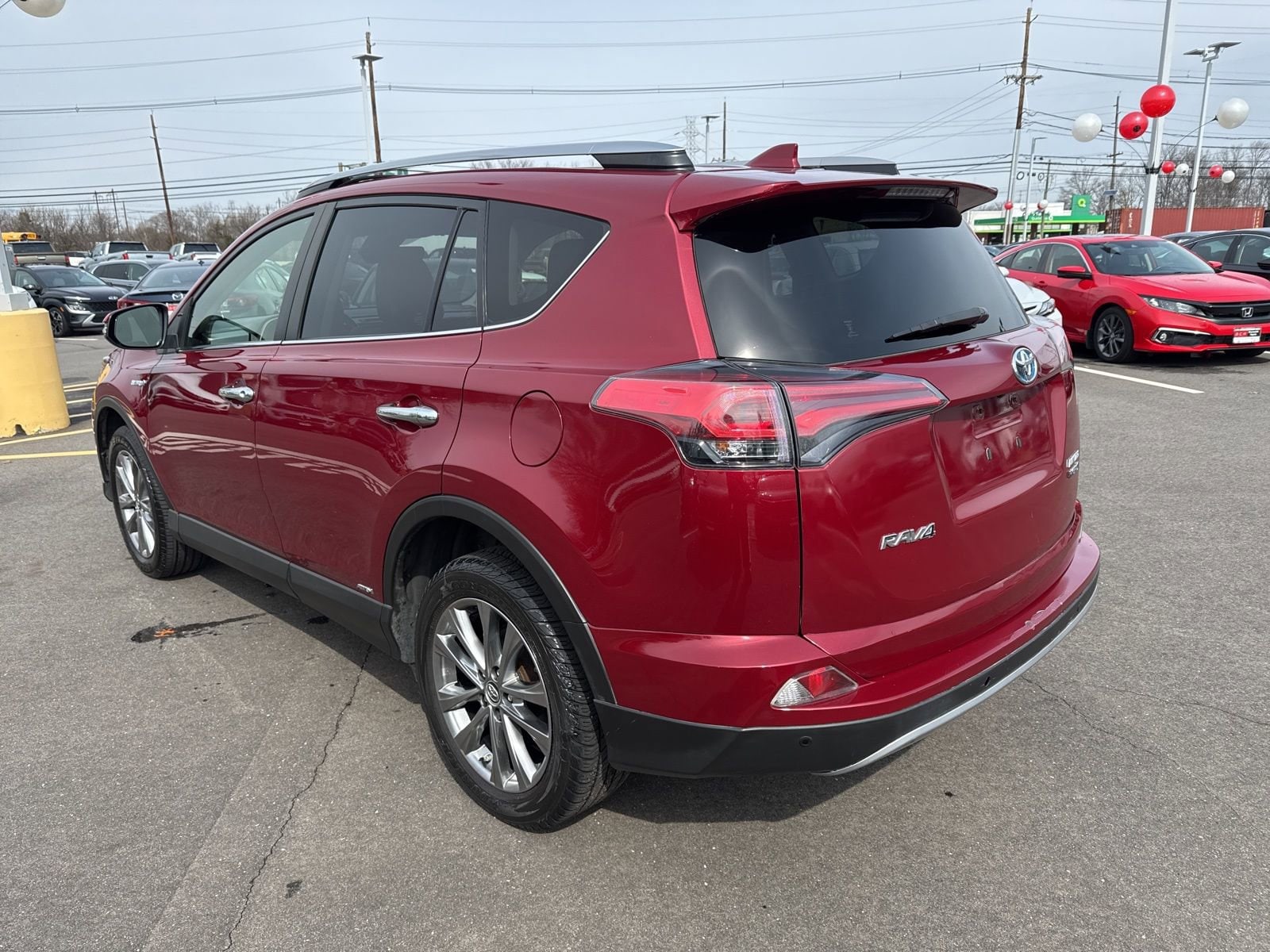 Thumbnail: 2018 Toyota RAV4 - 13