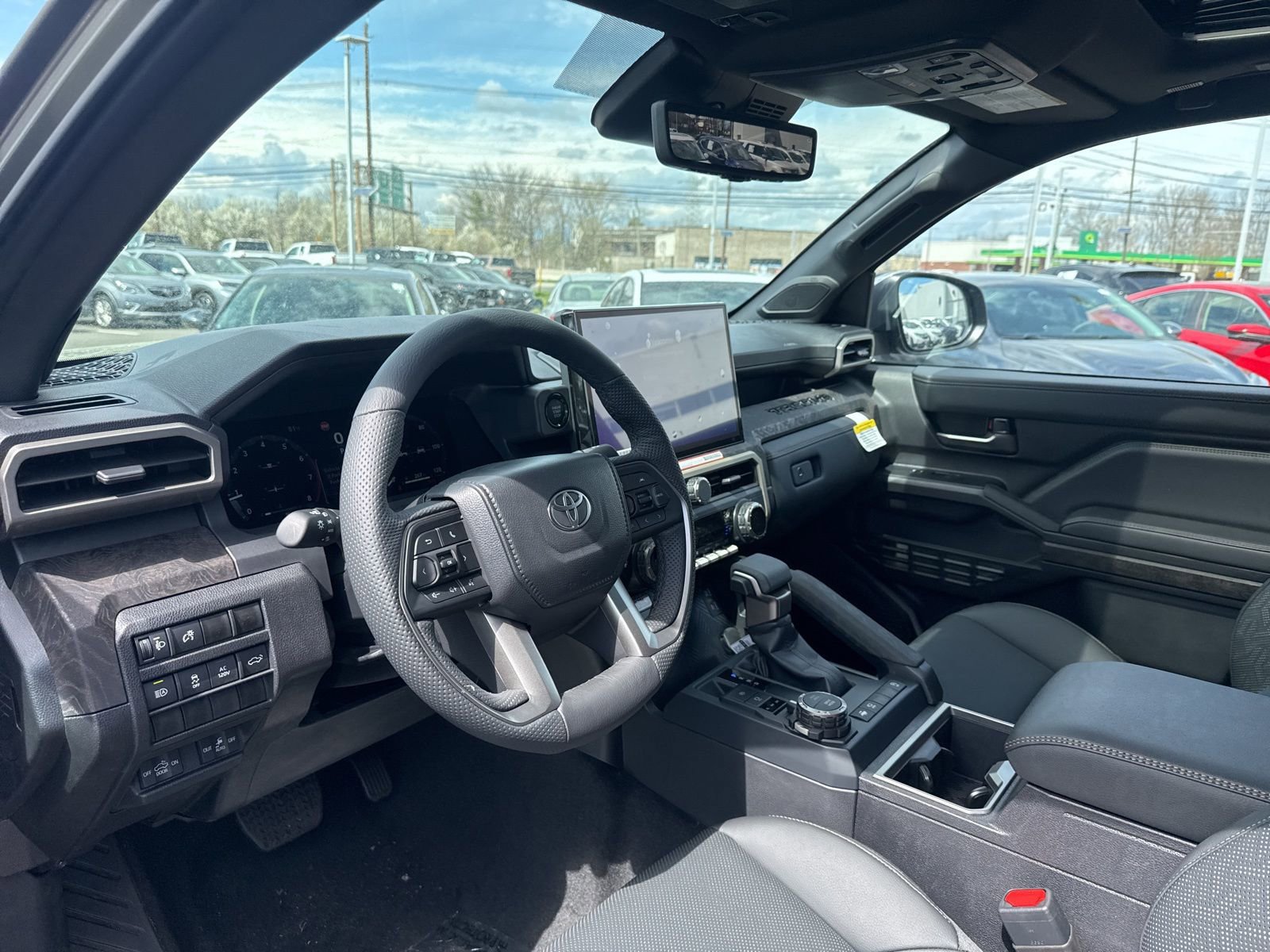 2026 Toyota Tacoma Limited - Photo 10