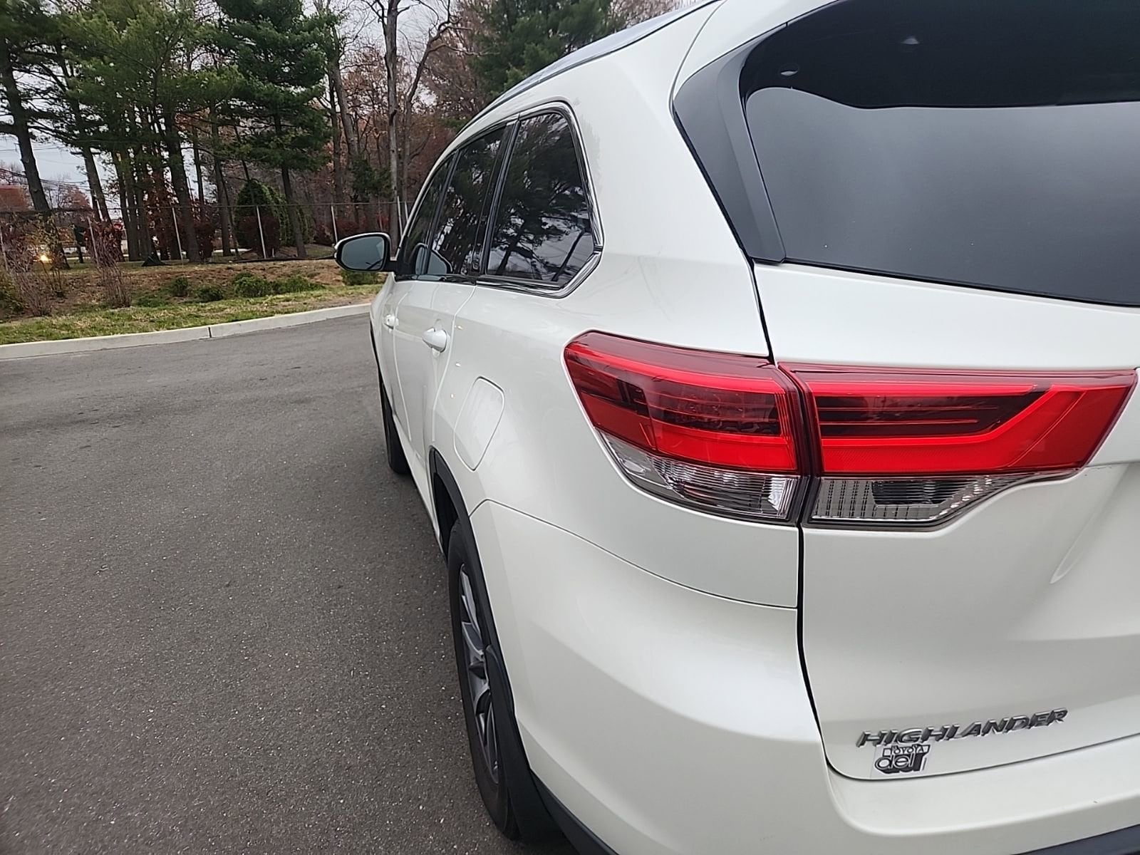 Thumbnail: 2019 Toyota Highlander - 5