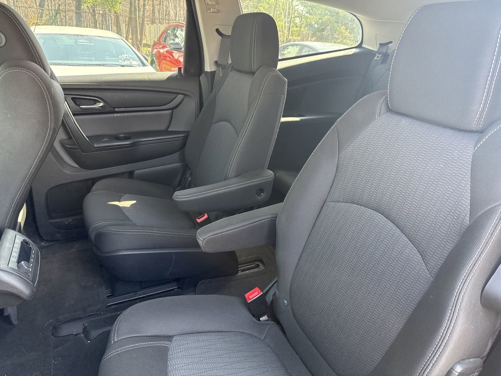 Thumbnail: 2017 Chevrolet Traverse - 19