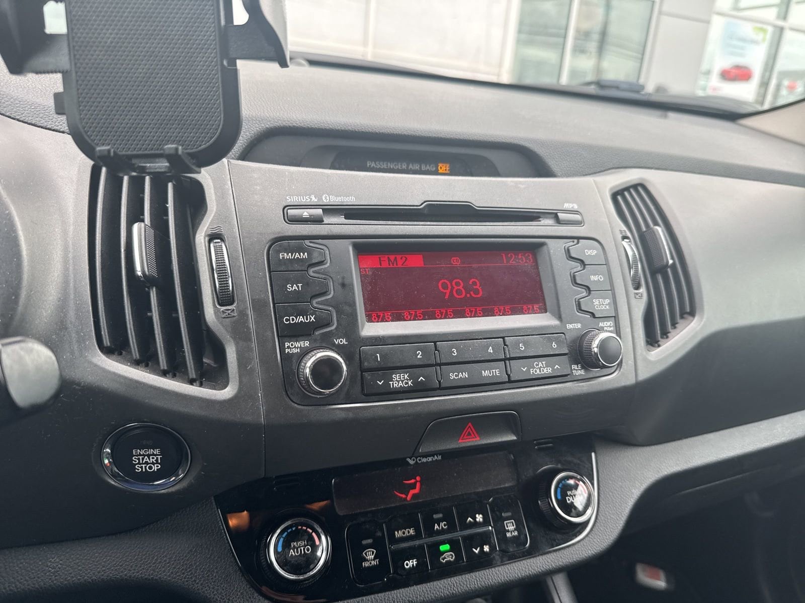 Thumbnail: 2011 Kia Sportage - 23