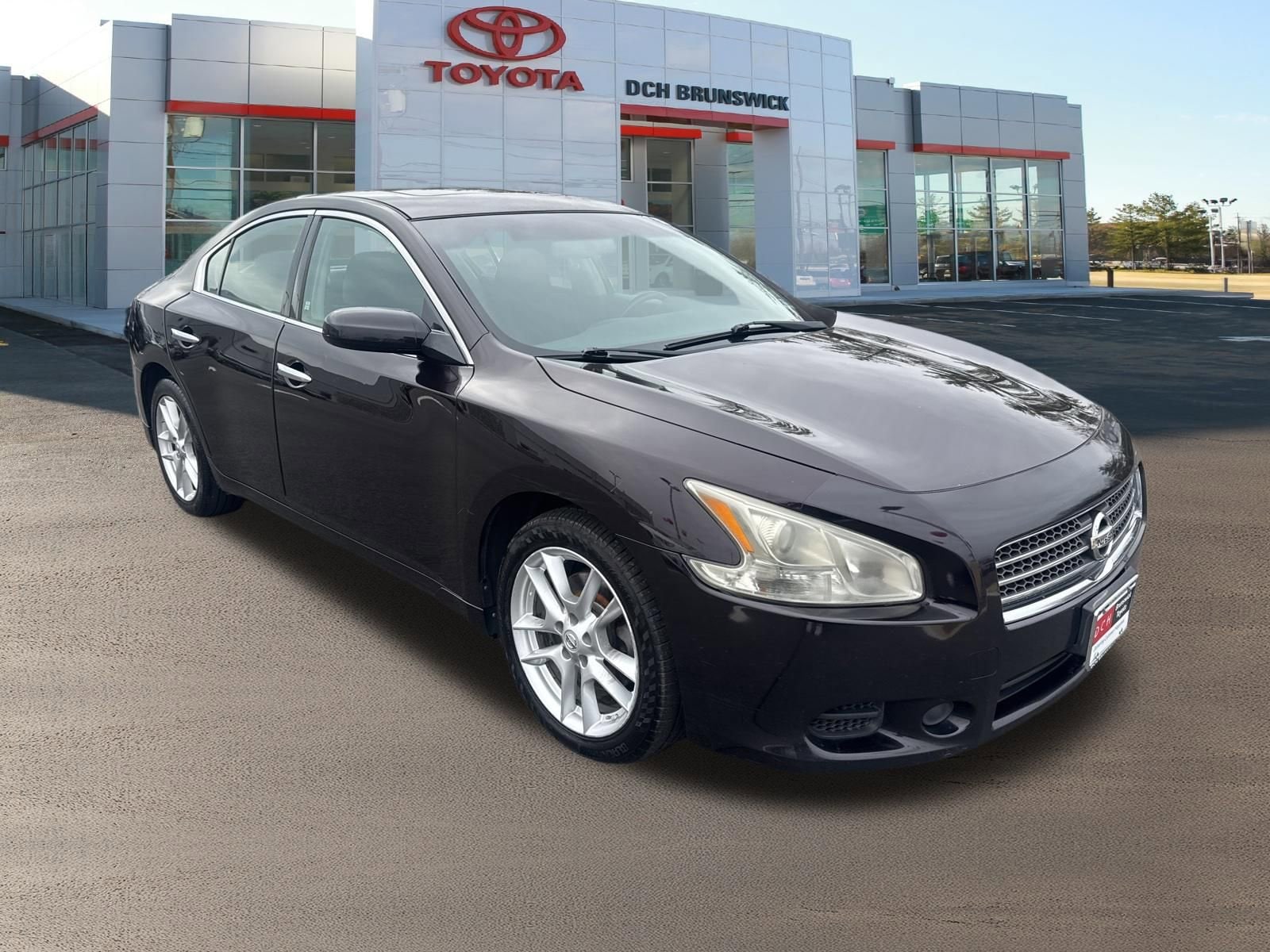 Thumbnail: 2011 Nissan Maxima - 3