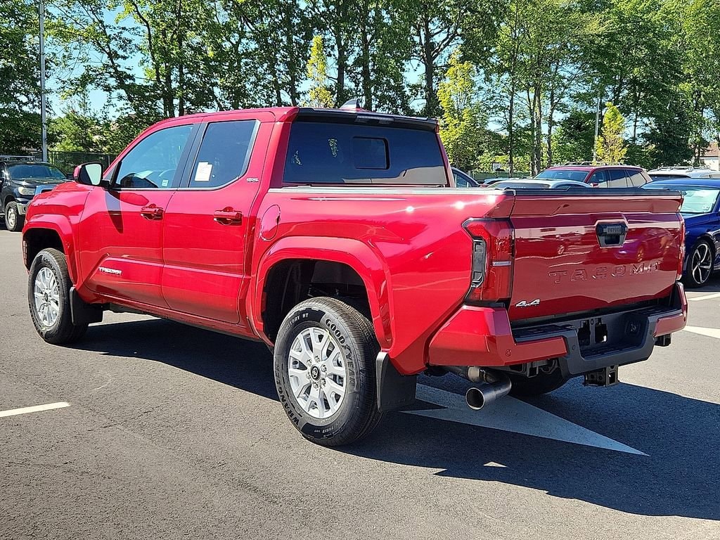 Thumbnail: 2025 Toyota Tacoma - 4