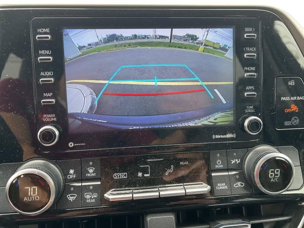 Thumbnail: 2022 Toyota Highlander - 5