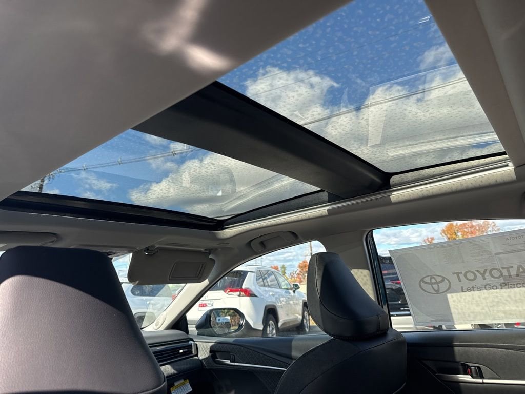 Thumbnail: 2026 Toyota Camry - 22