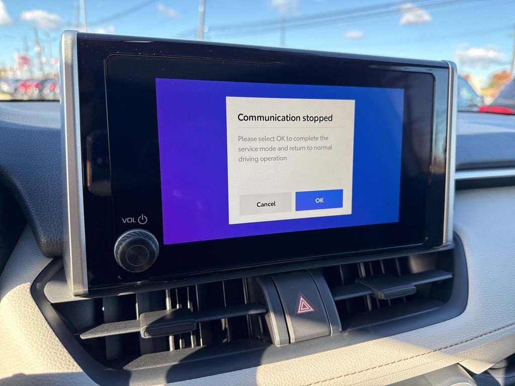 Thumbnail: 2025 Toyota RAV4 - 19