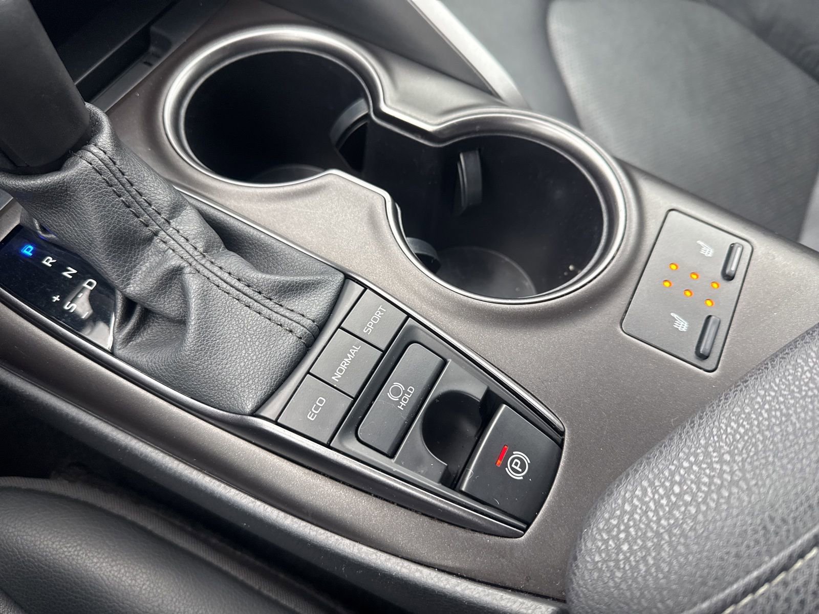 Thumbnail: 2024 Toyota Camry - 28