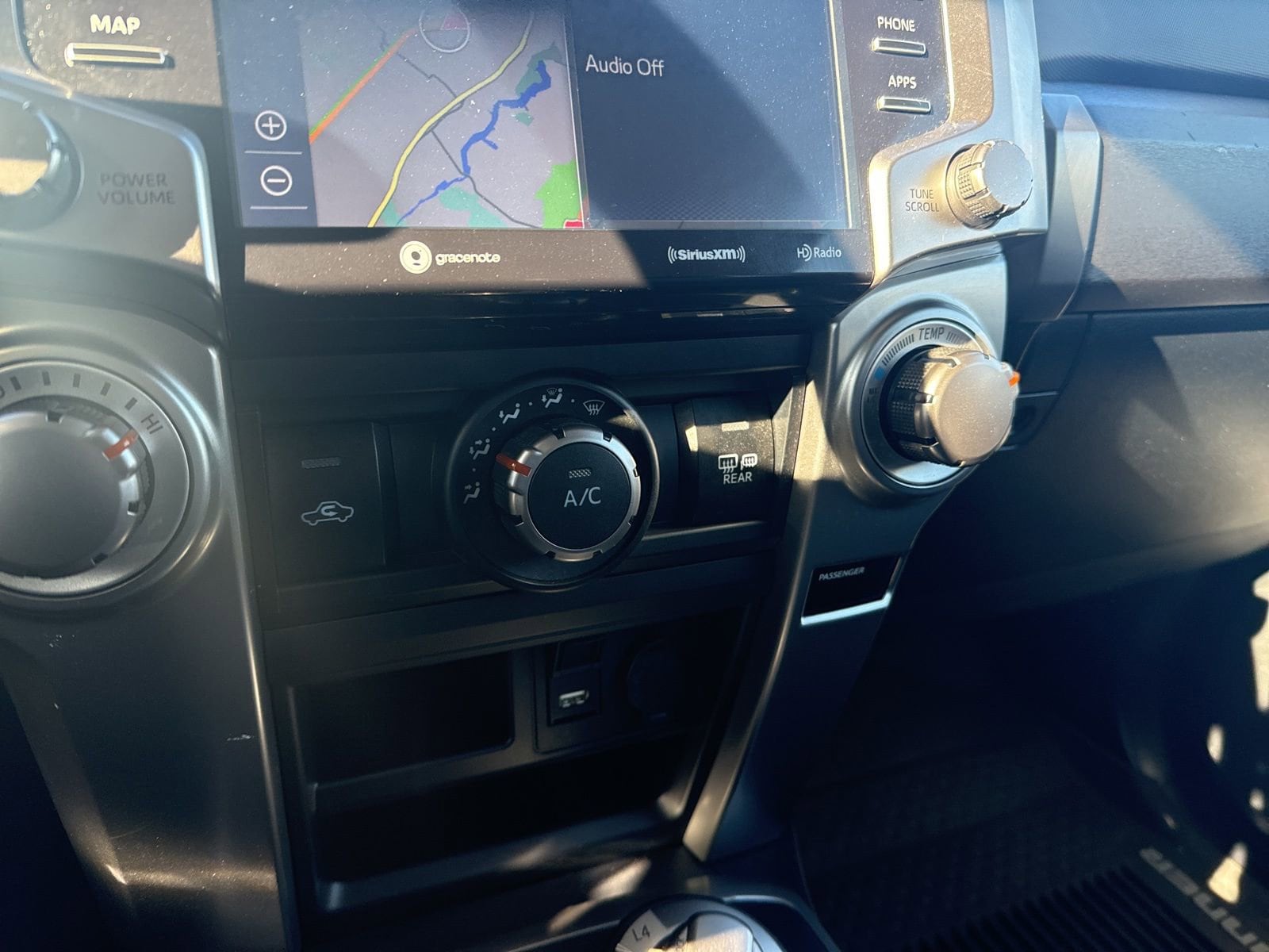 Thumbnail: 2021 Toyota 4Runner - 28