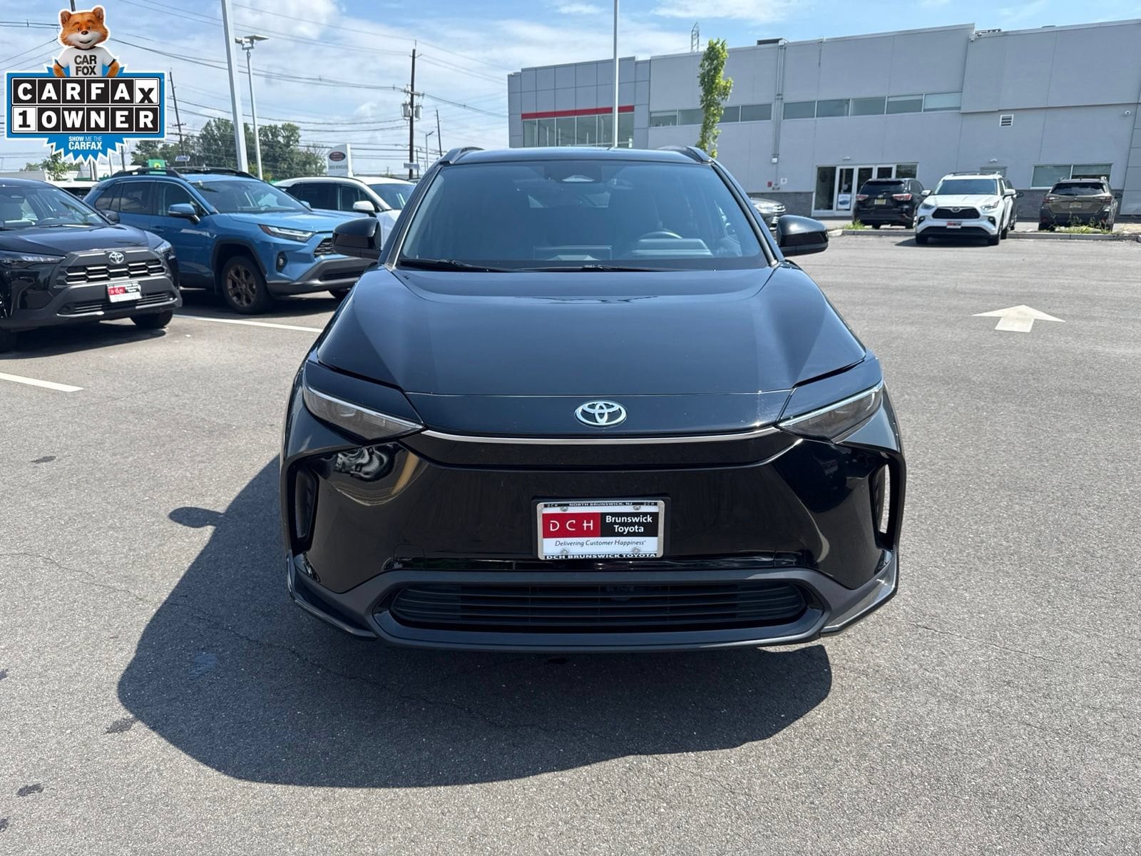 Used 2024 Toyota bZ4X XLE with VIN JTMABACA3RA078417 for sale in North Brunswick Township, NJ