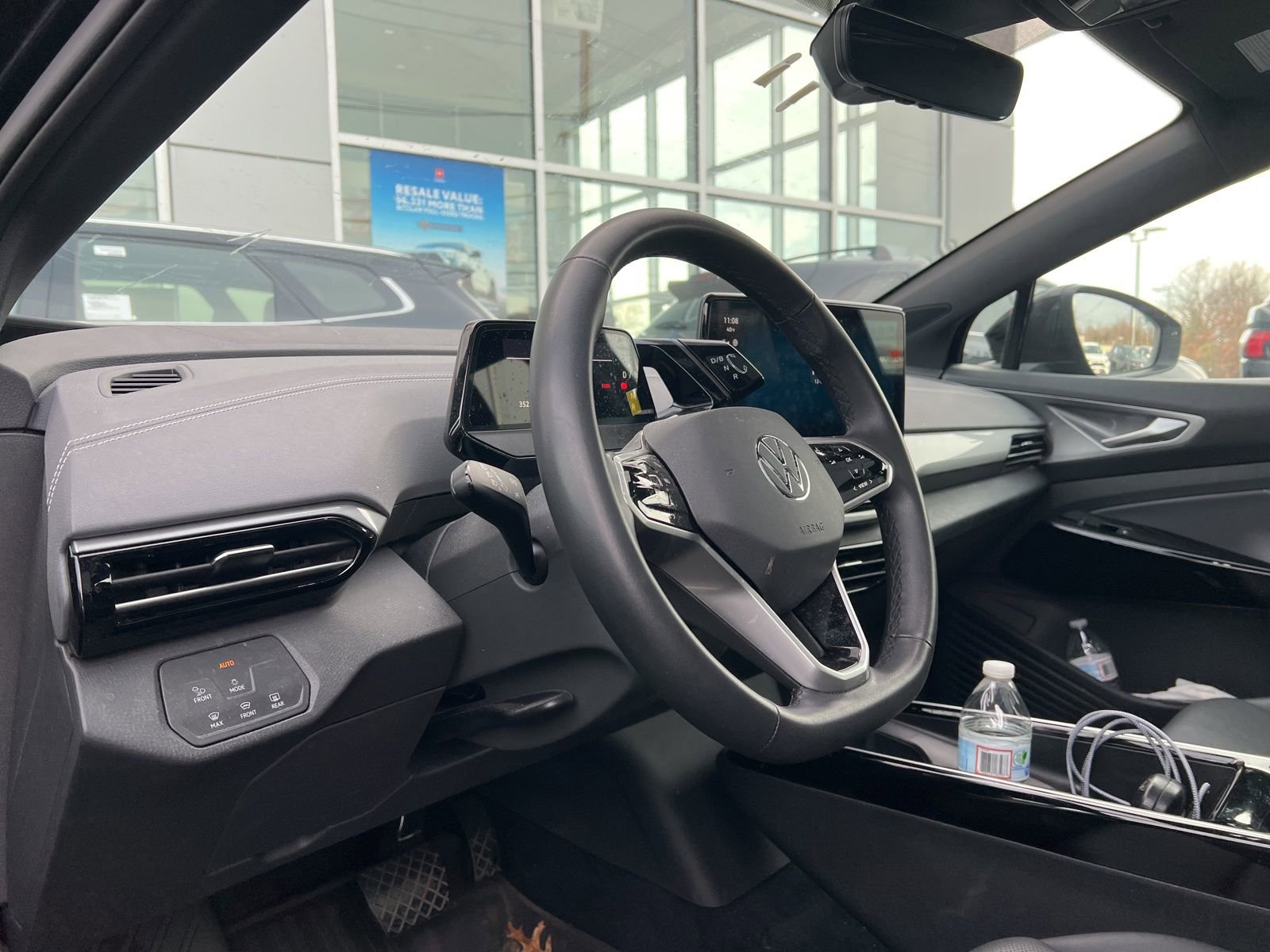 Thumbnail: 2023 Volkswagen ID.4 - 14