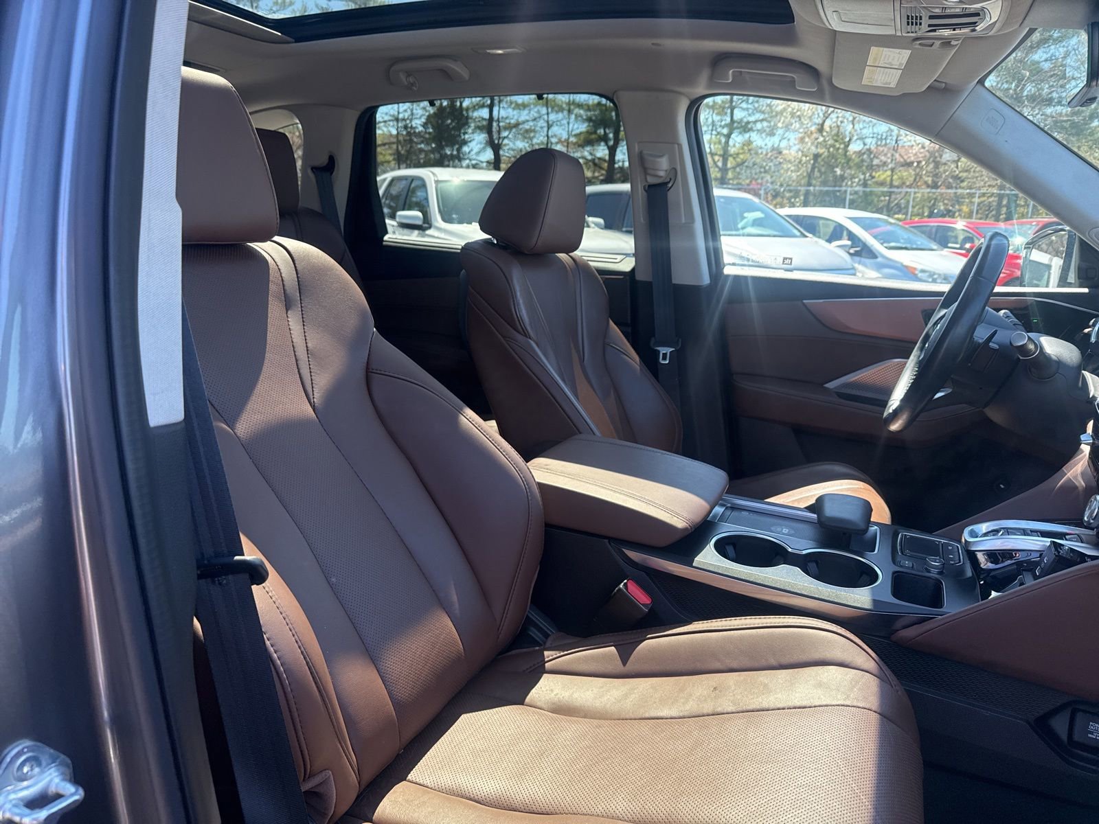 Thumbnail: 2023 Acura MDX - 21