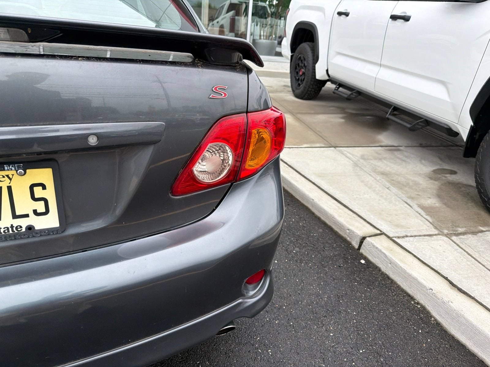 Thumbnail: 2010 Toyota Corolla - 6