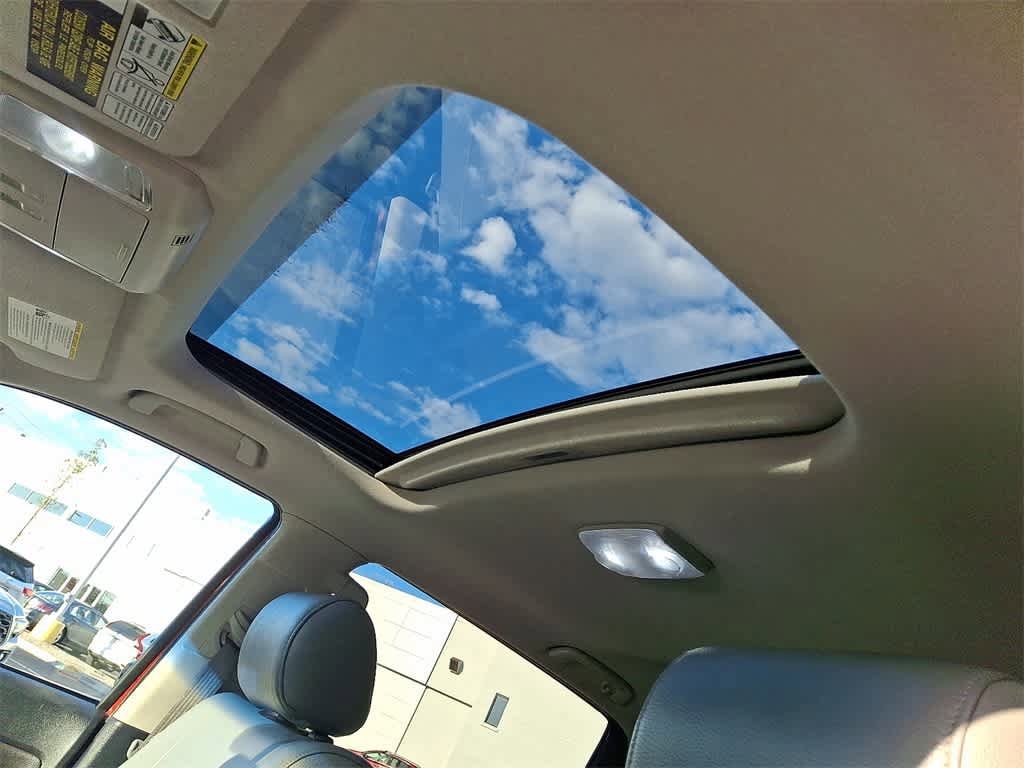 Thumbnail: 2010 Toyota Tundra - 18