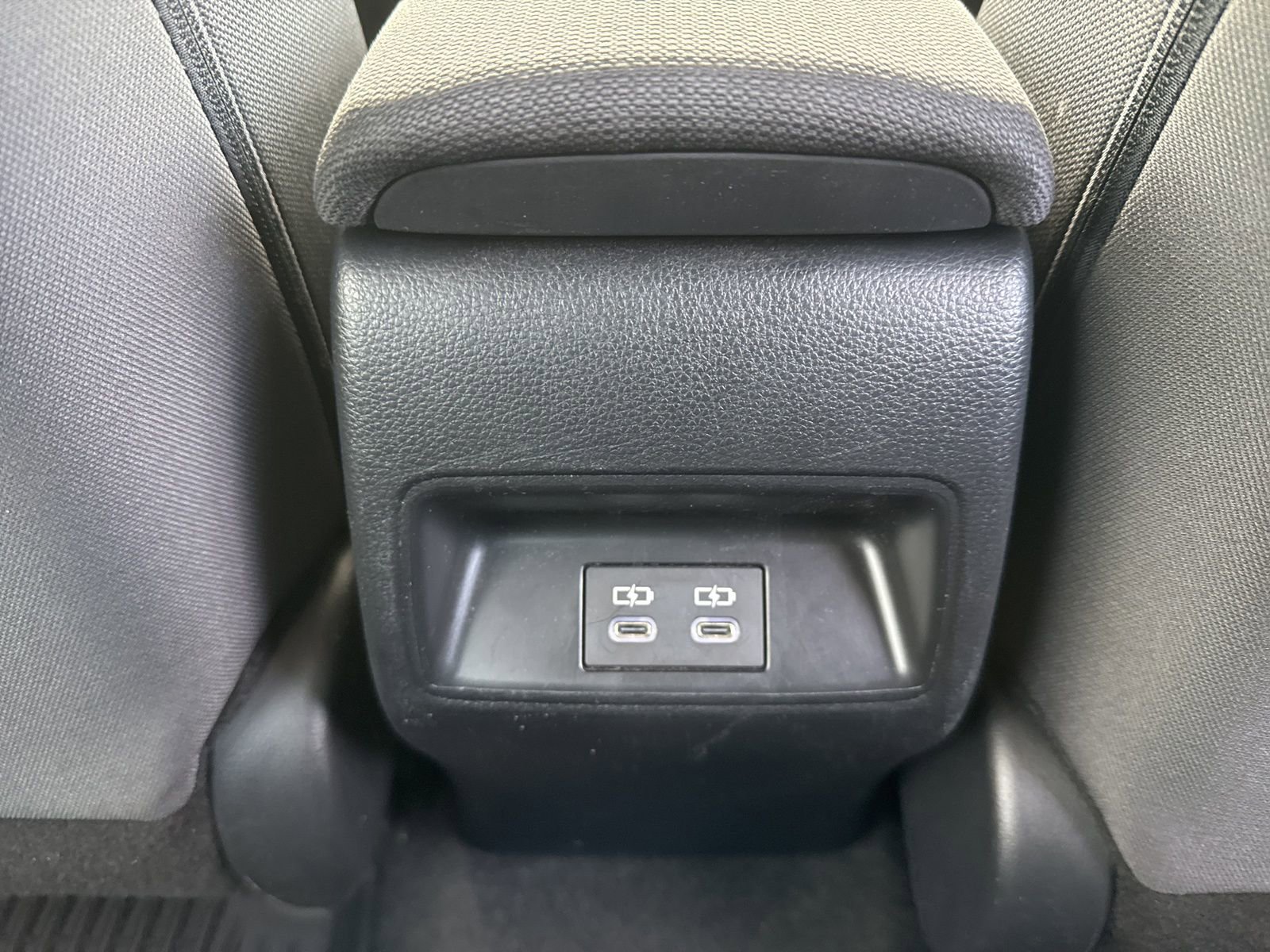 Thumbnail: 2023 Toyota Corolla - 30