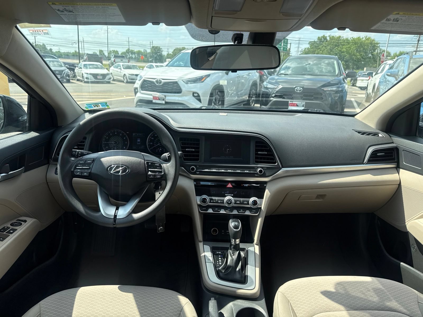 Thumbnail: 2020 Hyundai Elantra - 24