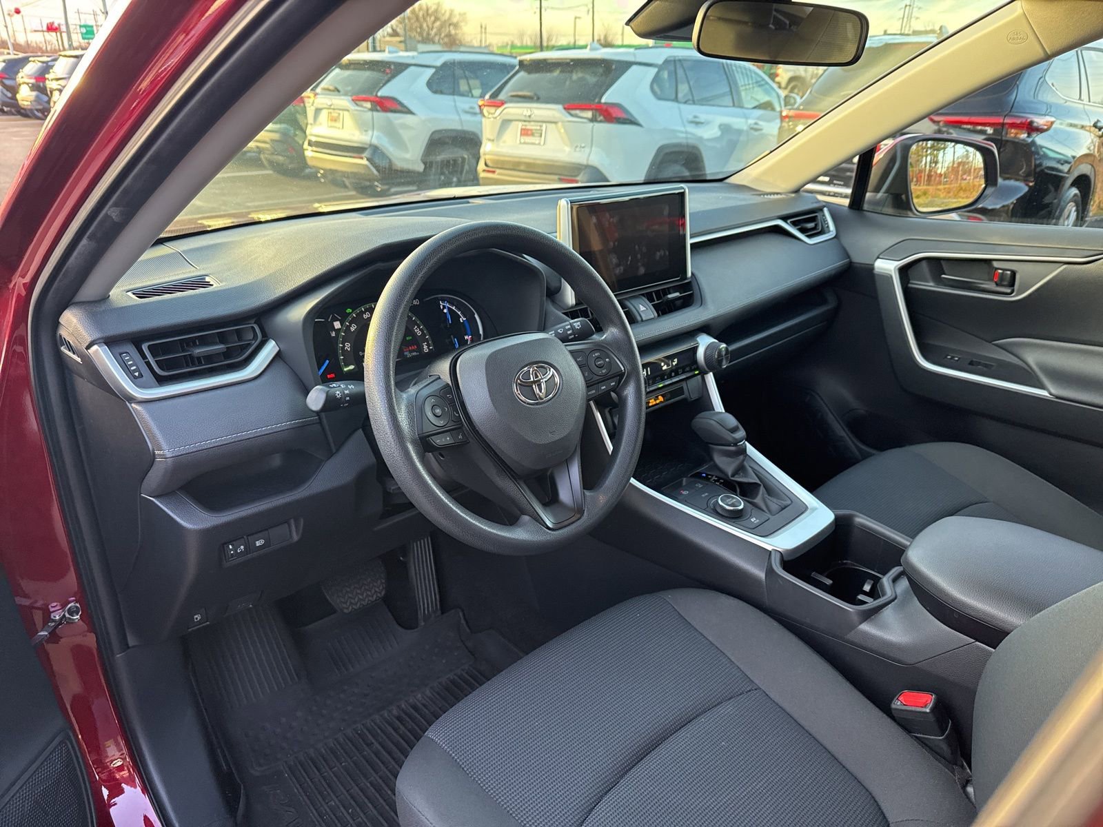 Thumbnail: 2023 Toyota RAV4 - 18