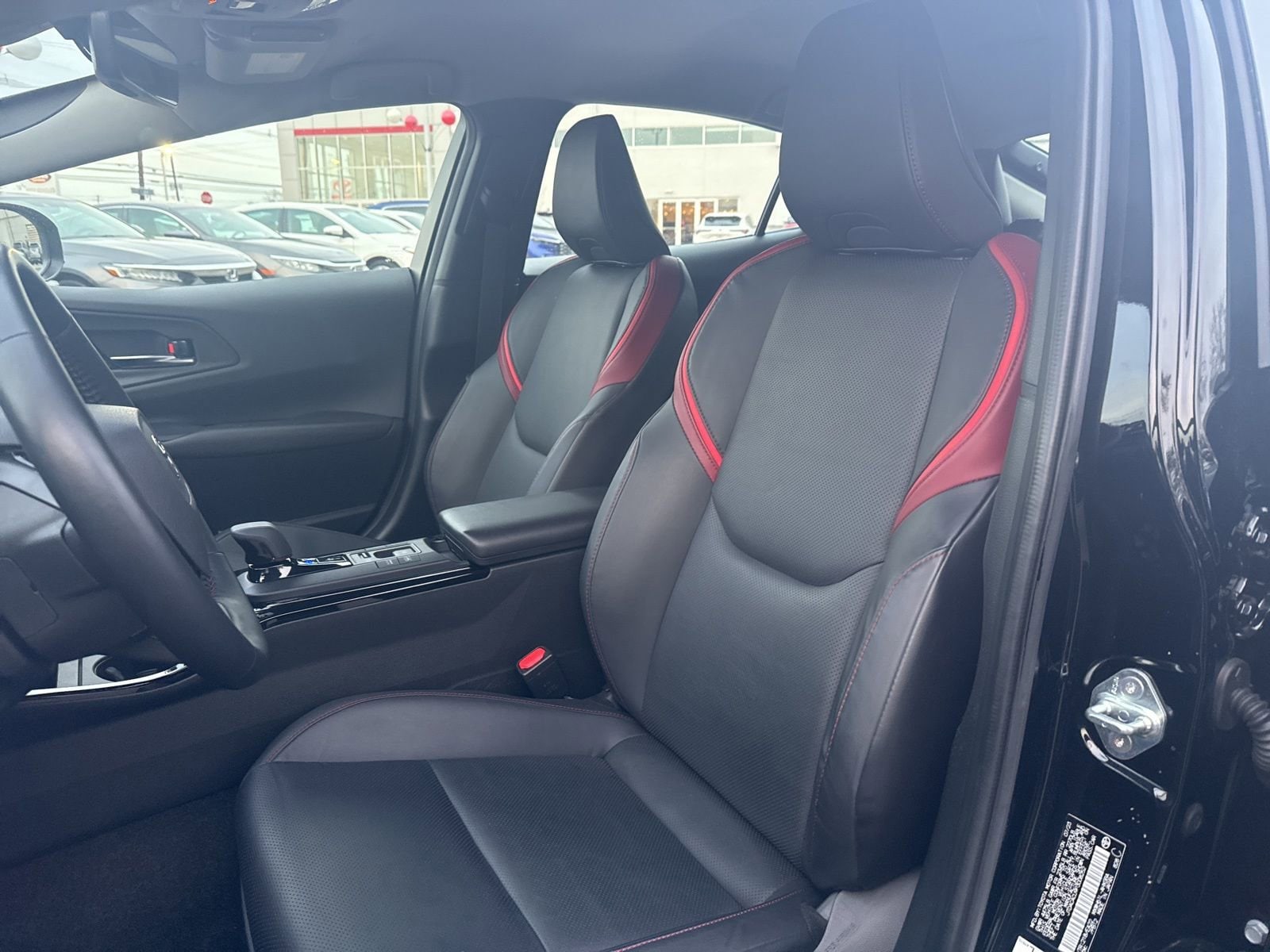 Thumbnail: 2023 Toyota Prius Prime - 19