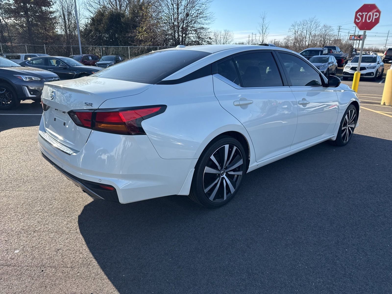 Thumbnail: 2022 Nissan Altima - 5