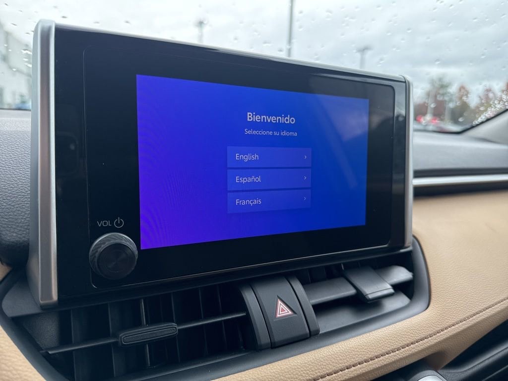 Thumbnail: 2023 Toyota RAV4 - 32