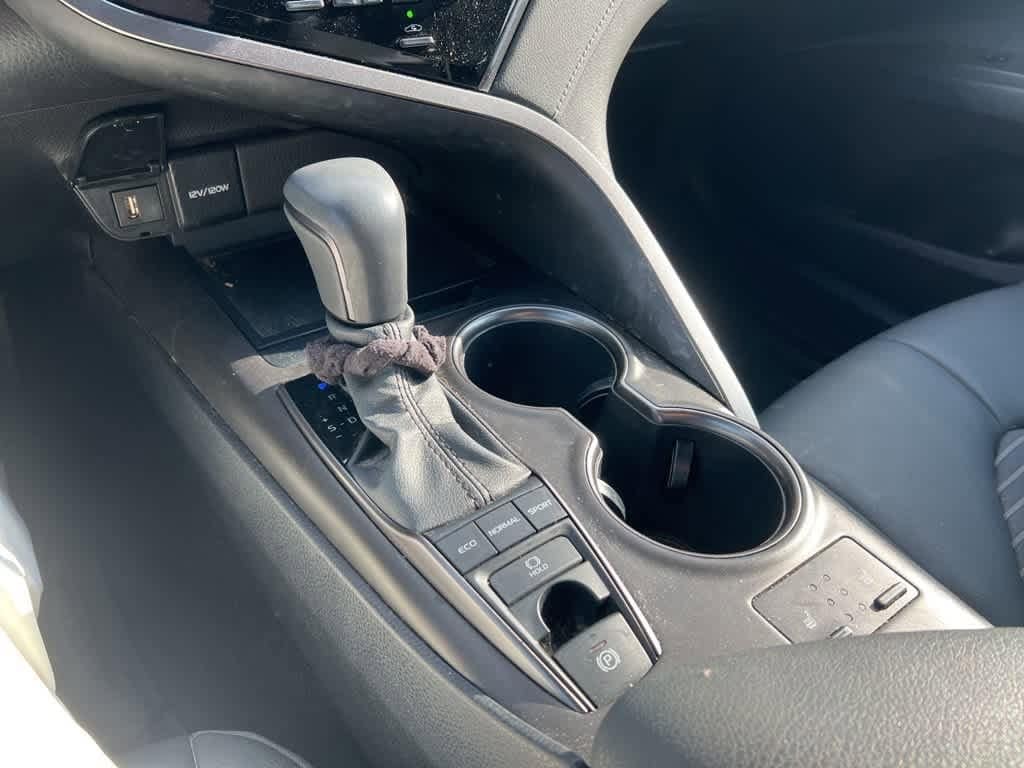 Thumbnail: 2023 Toyota Camry - 19
