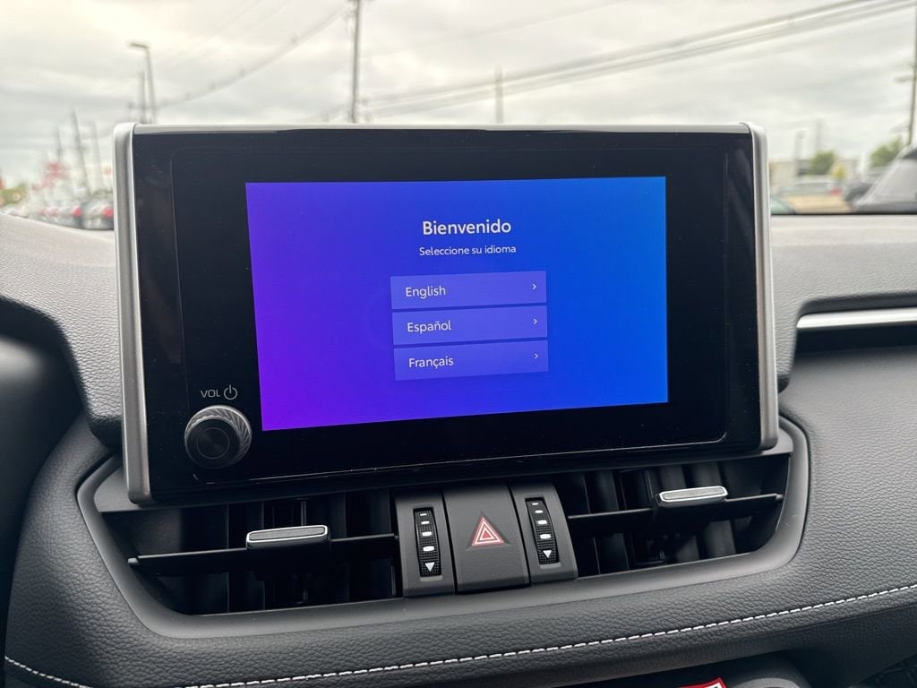 Thumbnail: 2025 Toyota RAV4 - 18