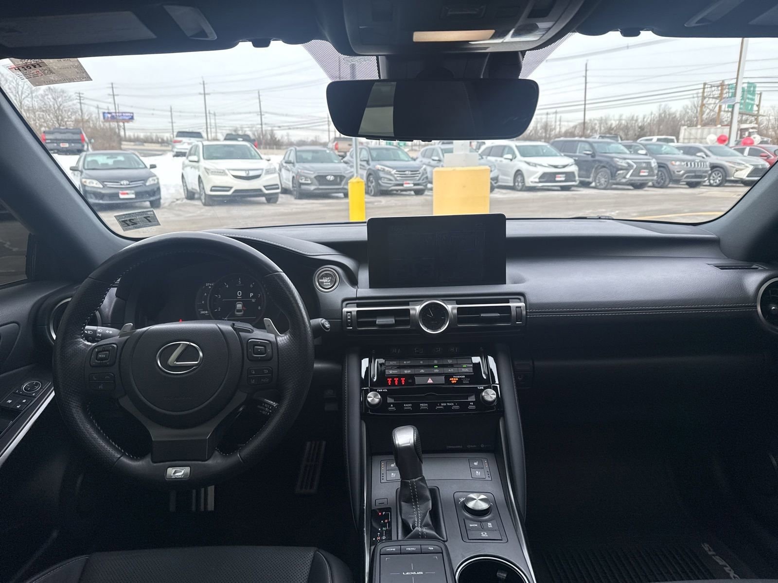 Thumbnail: 2022 Lexus IS - 23