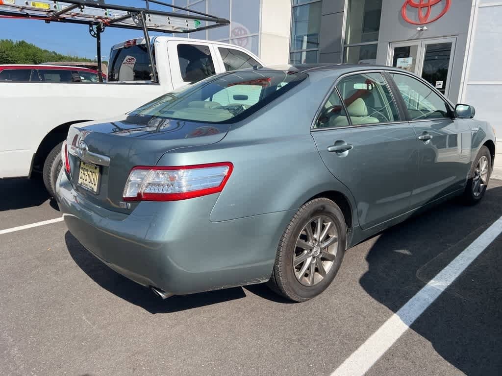 Thumbnail: 2011 Toyota Camry - 3