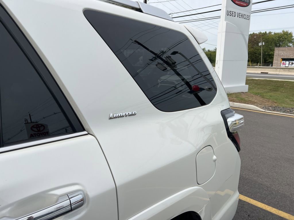 Thumbnail: 2018 Toyota 4Runner - 28