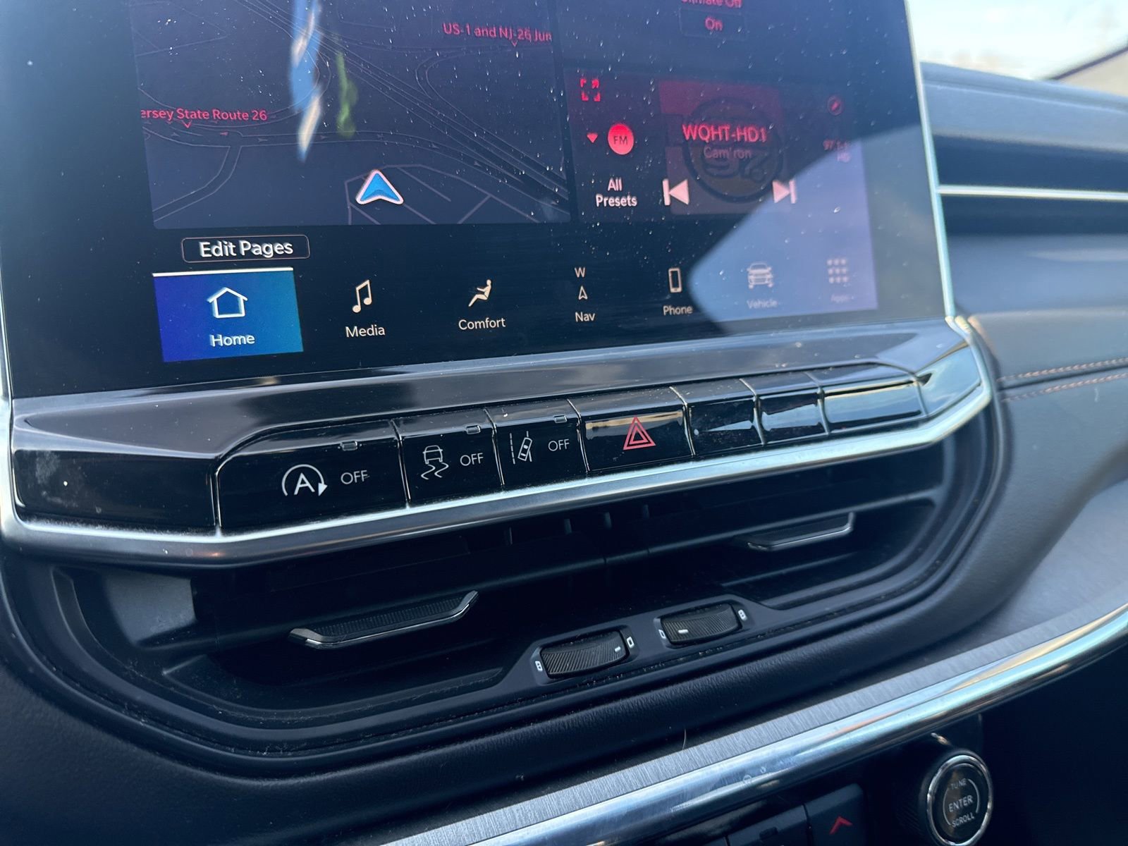 Thumbnail: 2022 Jeep Compass - 28