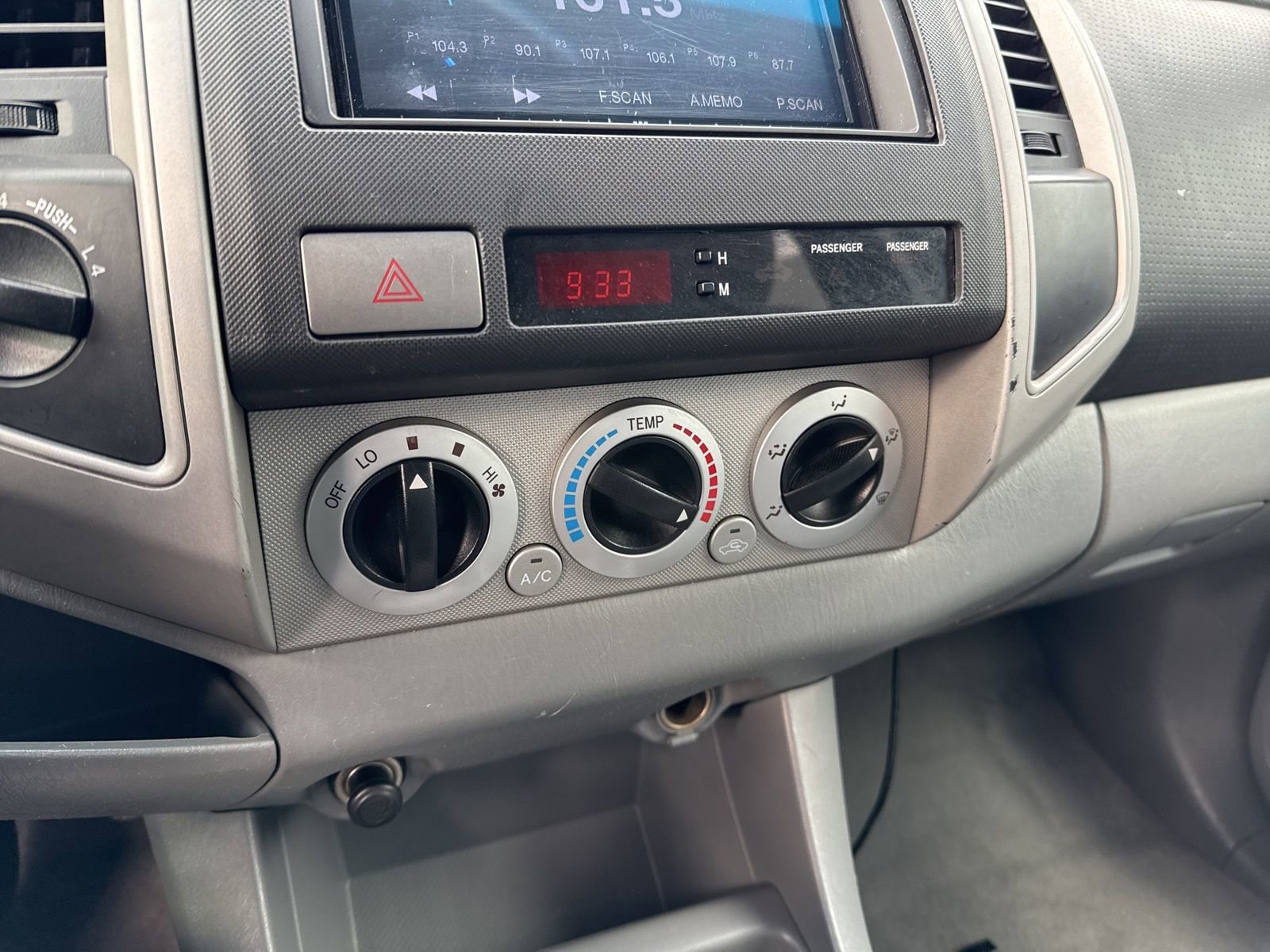 Thumbnail: 2008 Toyota Tacoma - 28