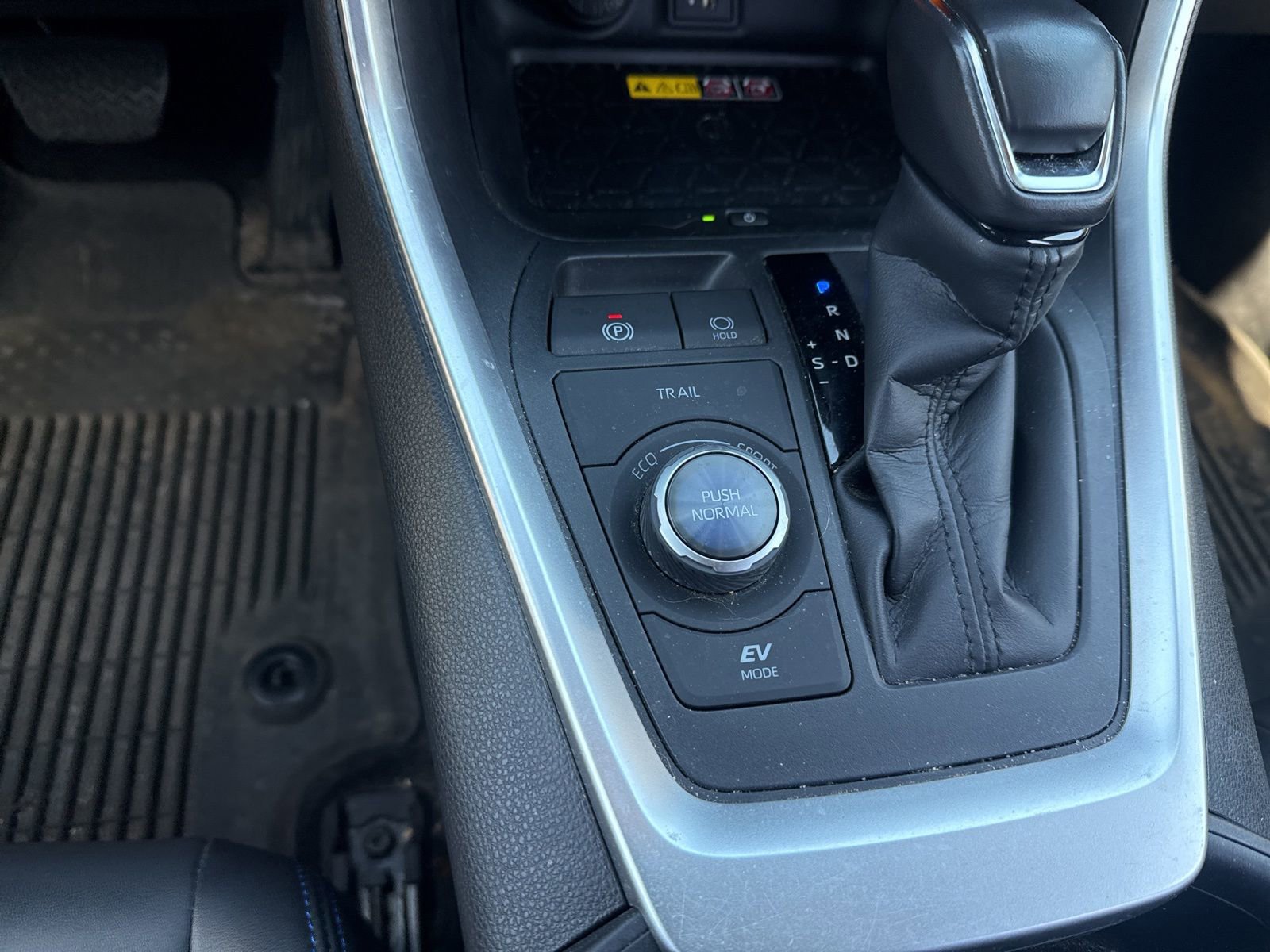 Thumbnail: 2024 Toyota RAV4 - 31