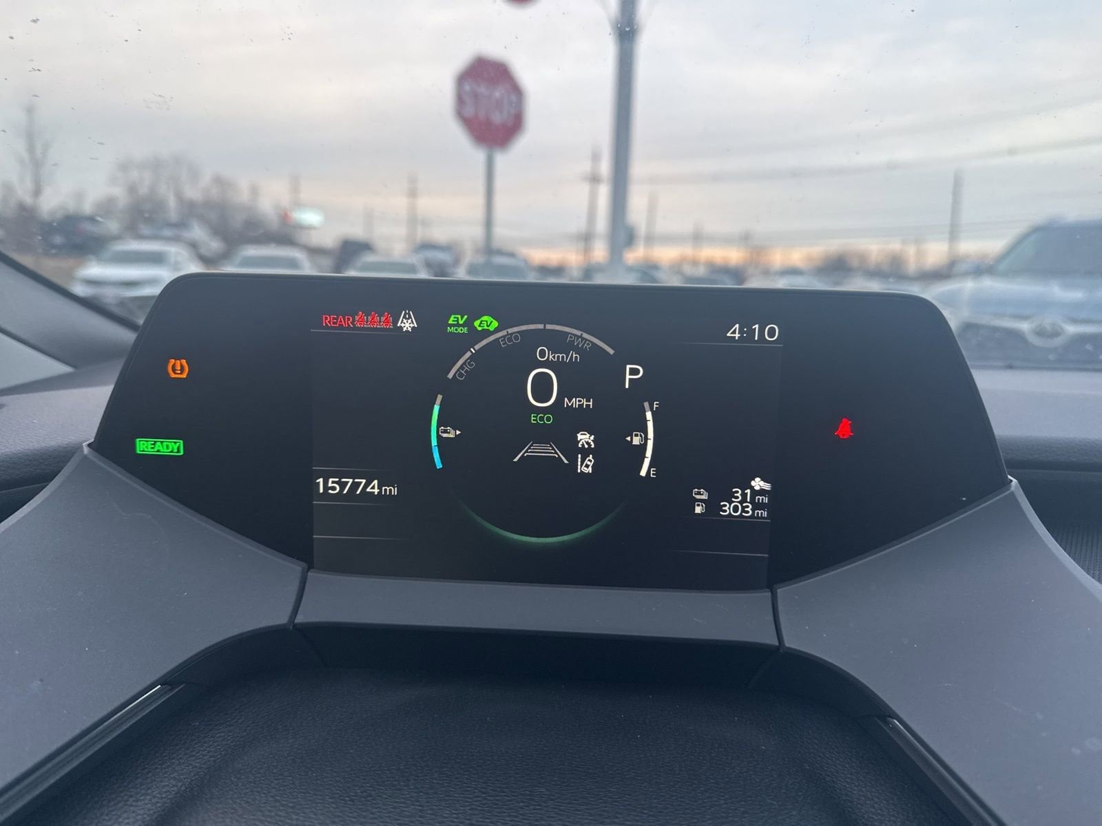 Thumbnail: 2023 Toyota Prius Prime - 32