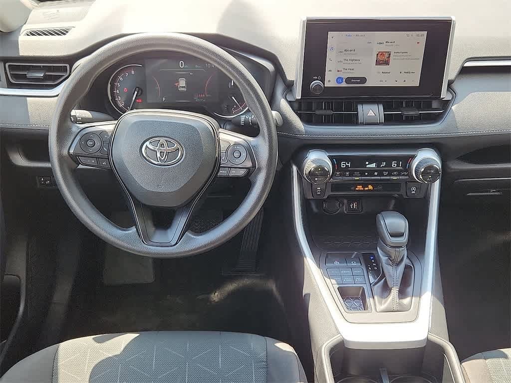 Thumbnail: 2024 Toyota RAV4 - 17