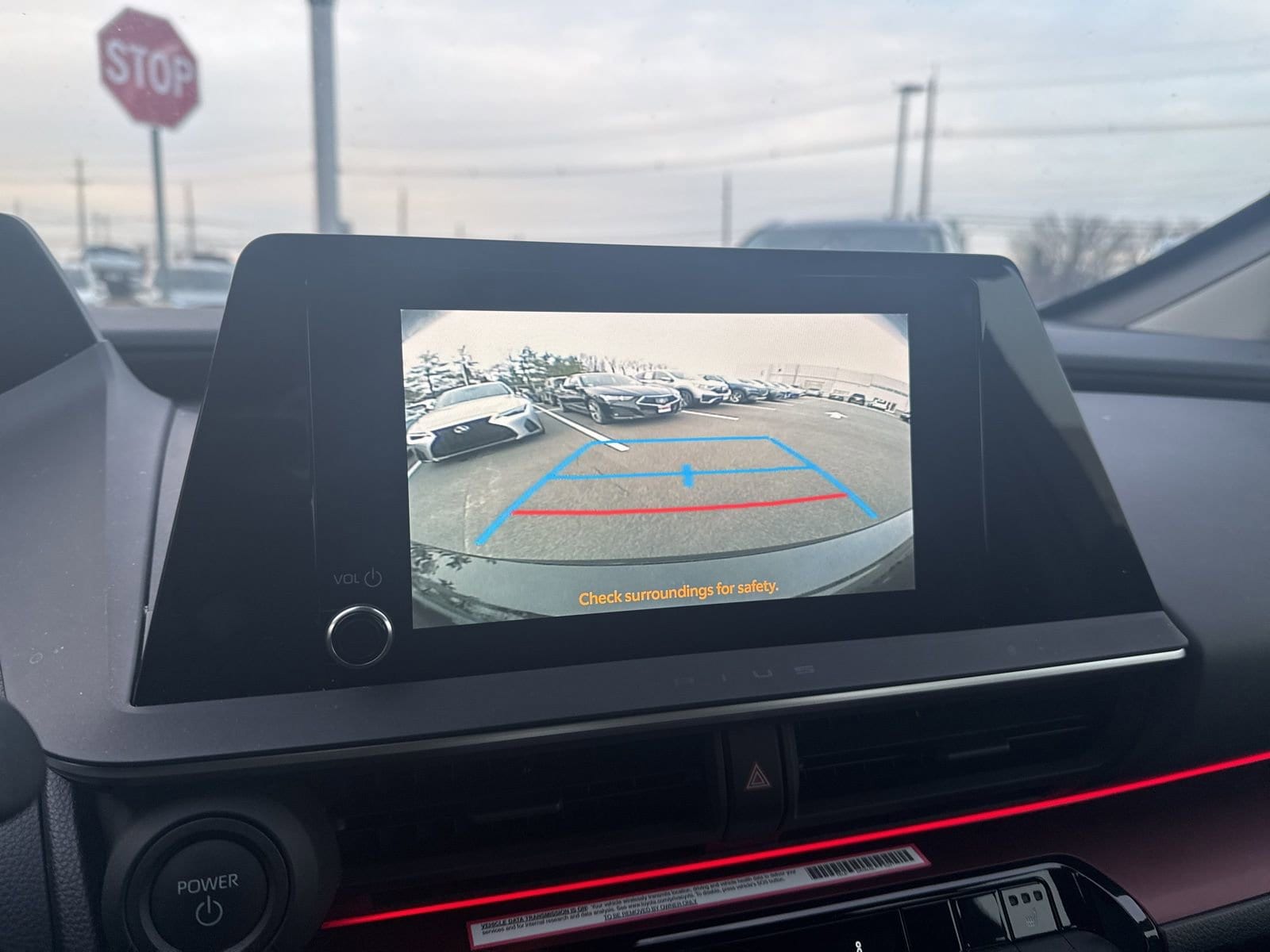 Thumbnail: 2023 Toyota Prius Prime - 27