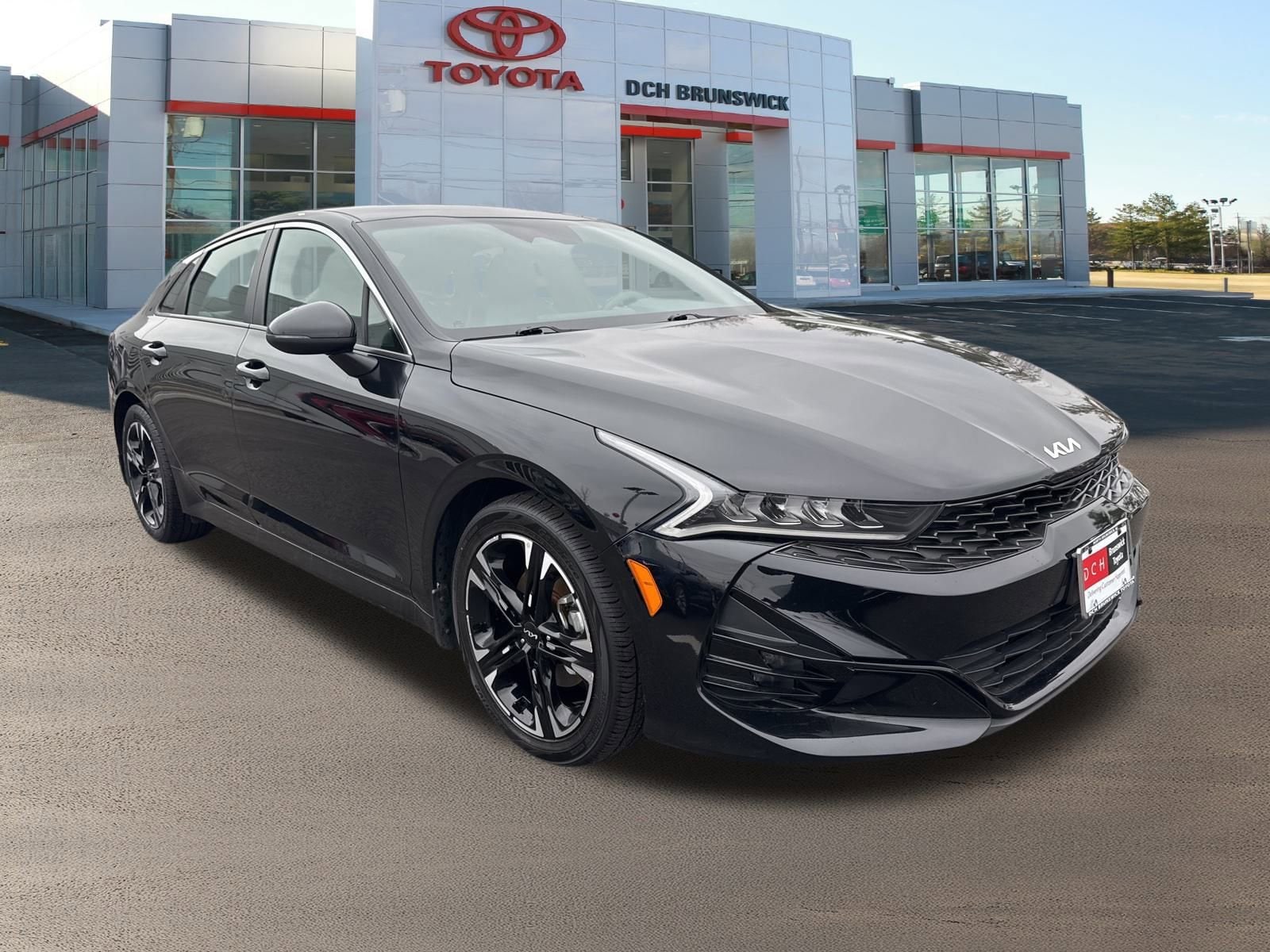 Thumbnail: 2022 Kia K5 - 3