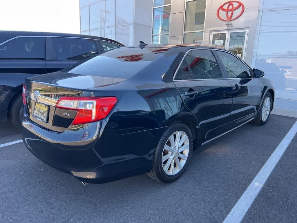 Thumbnail: 2013 Toyota Camry - 3
