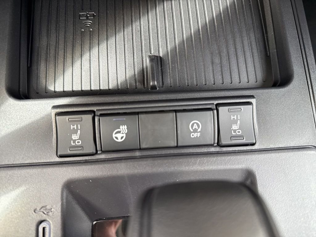 Thumbnail: 2026 Toyota Corolla Cross - 22