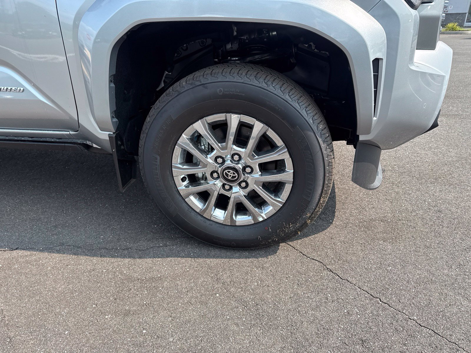 2026 Toyota Tacoma Limited - Photo 10