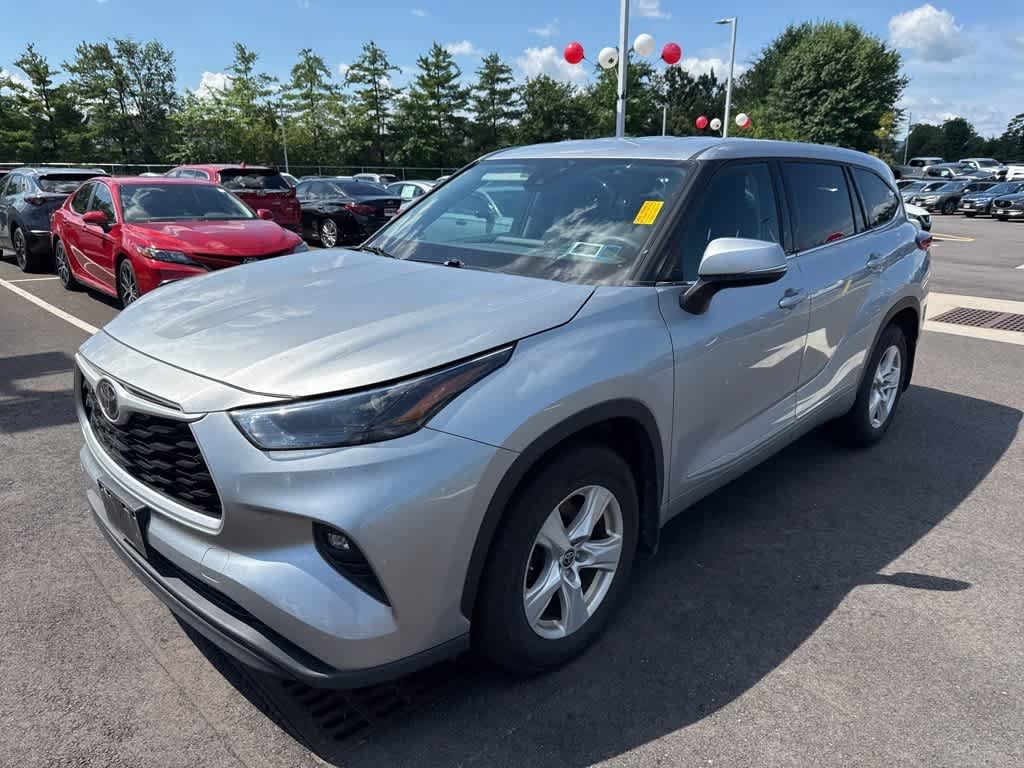 Thumbnail: 2022 Toyota Highlander - 1