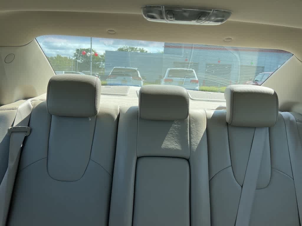 Thumbnail: 2010 Ford Fusion - 15