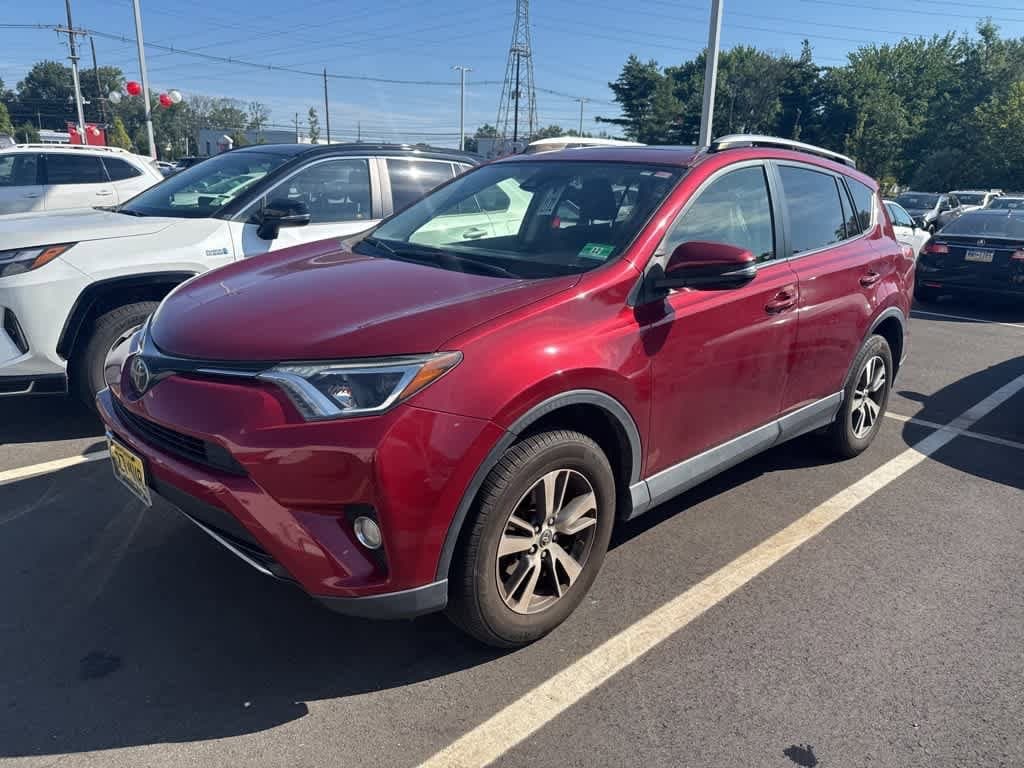 Thumbnail: 2018 Toyota RAV4 - 1