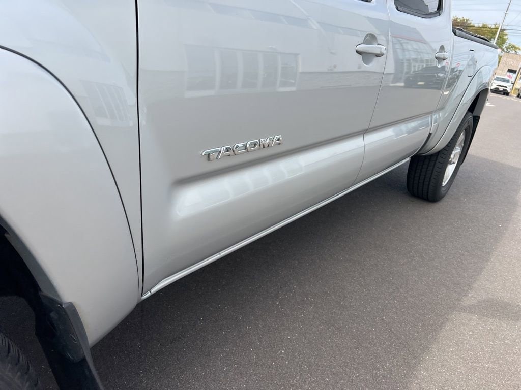 Thumbnail: 2008 Toyota Tacoma - 22