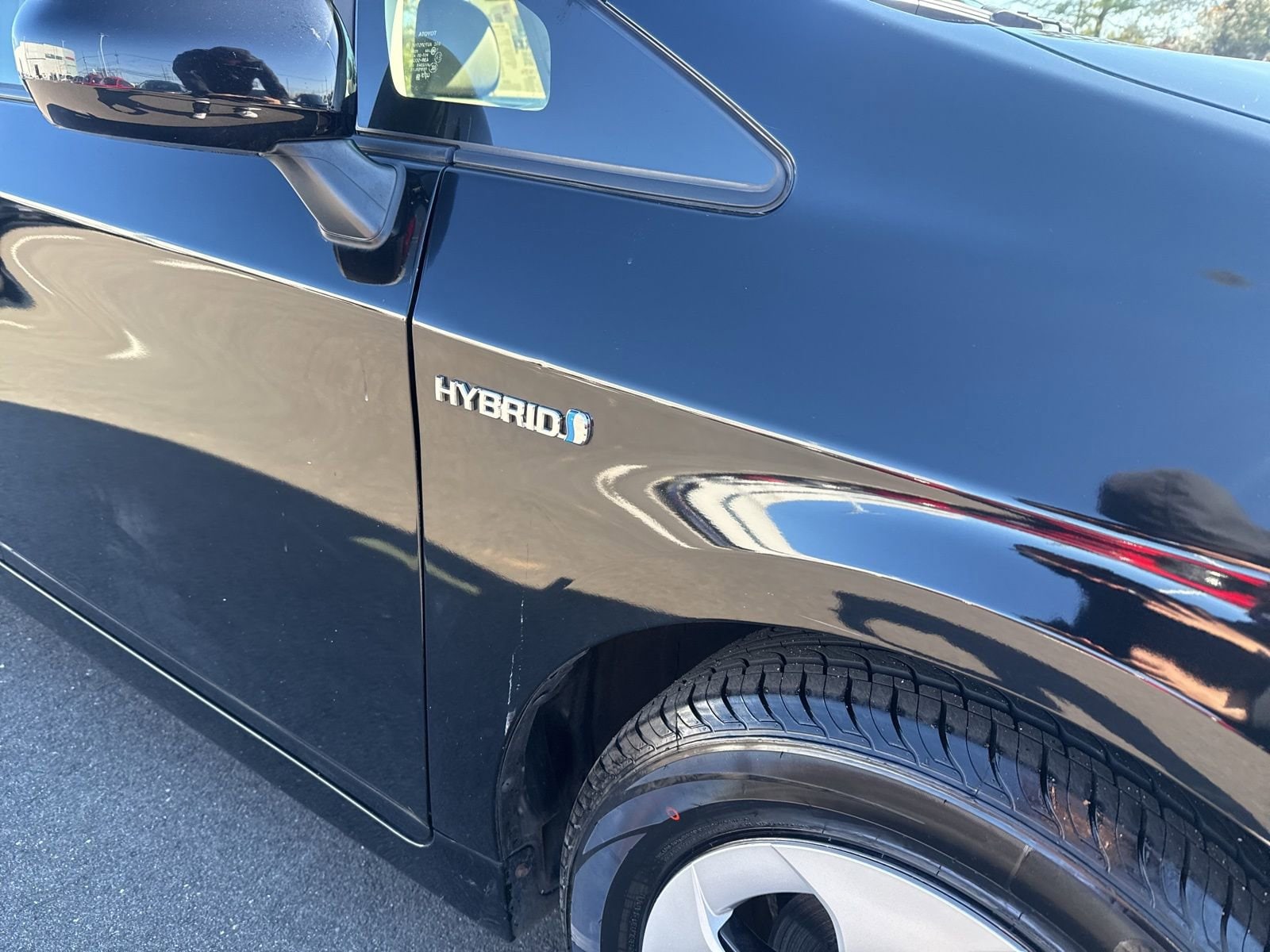 Thumbnail: 2015 Toyota Prius - 15