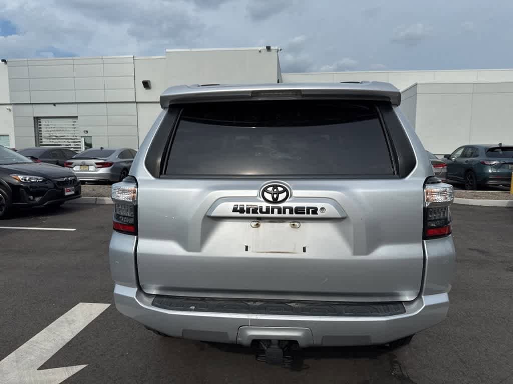 Thumbnail: 2018 Toyota 4Runner - 6