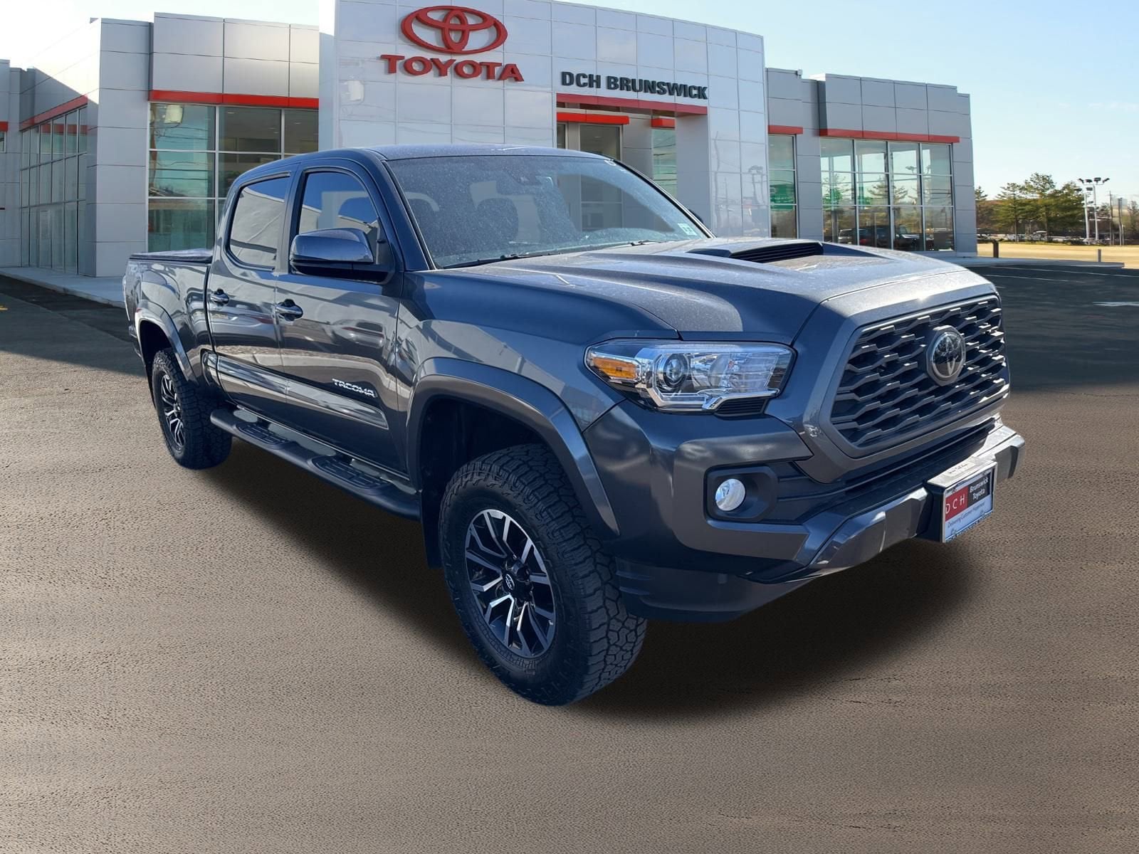Thumbnail: 2022 Toyota Tacoma - 3
