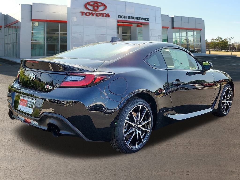 Thumbnail: 2025 Toyota GR86 - 3