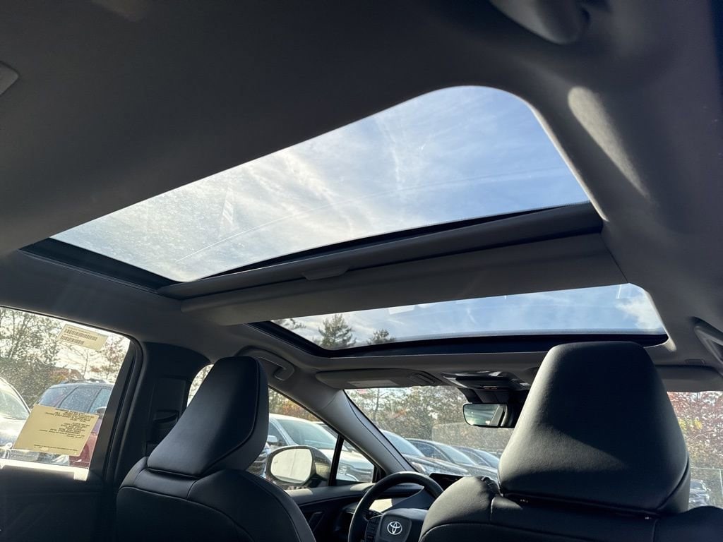 Thumbnail: 2026 Toyota Prius - 27