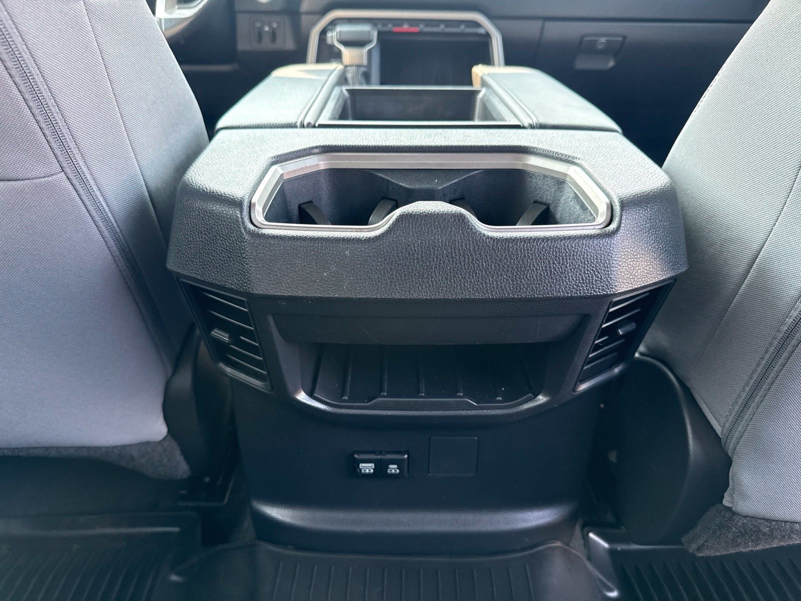 2024 Toyota Tundra SR5 - Photo 32